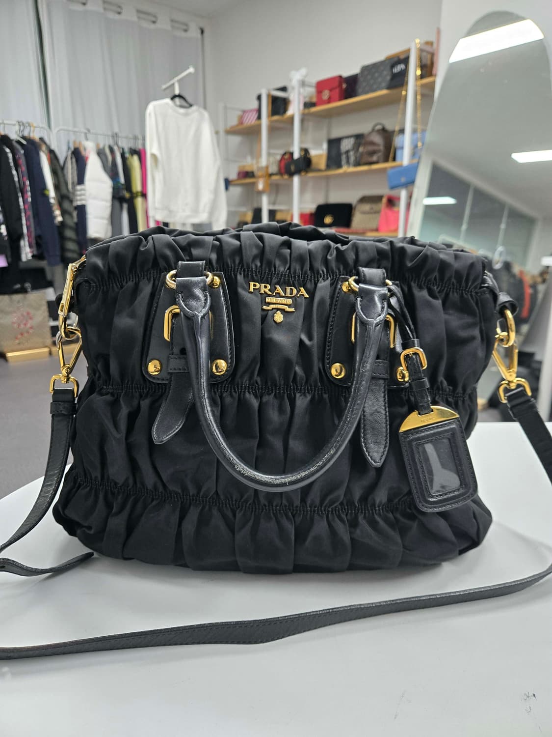 [40%할인] 프라다 사피아노 고프레백 상품이미지1