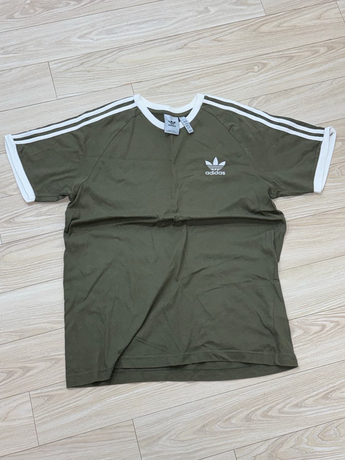 아디다스 티셔츠 XL 상품이미지1