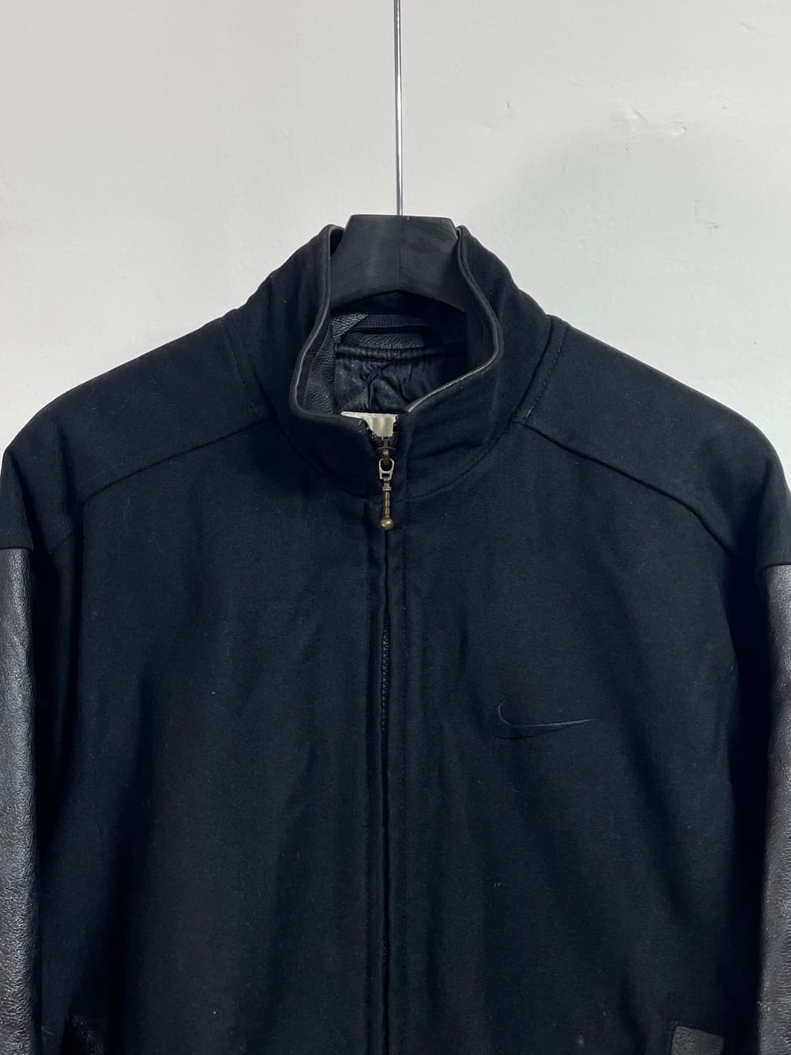 90s 나이키 리얼레더 빅로고 바시티자켓 (on.194) 상품이미지4