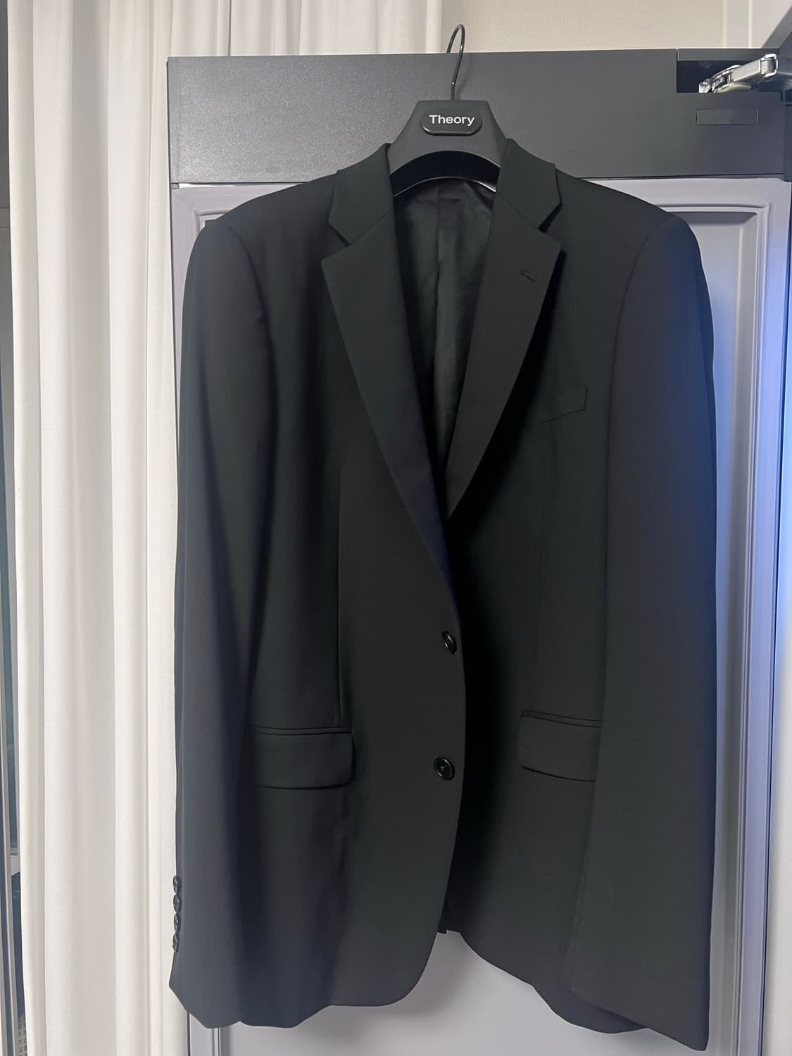 띠어리 뉴테일러2 수트셋업정장 블랙 40,32 상품이미지2