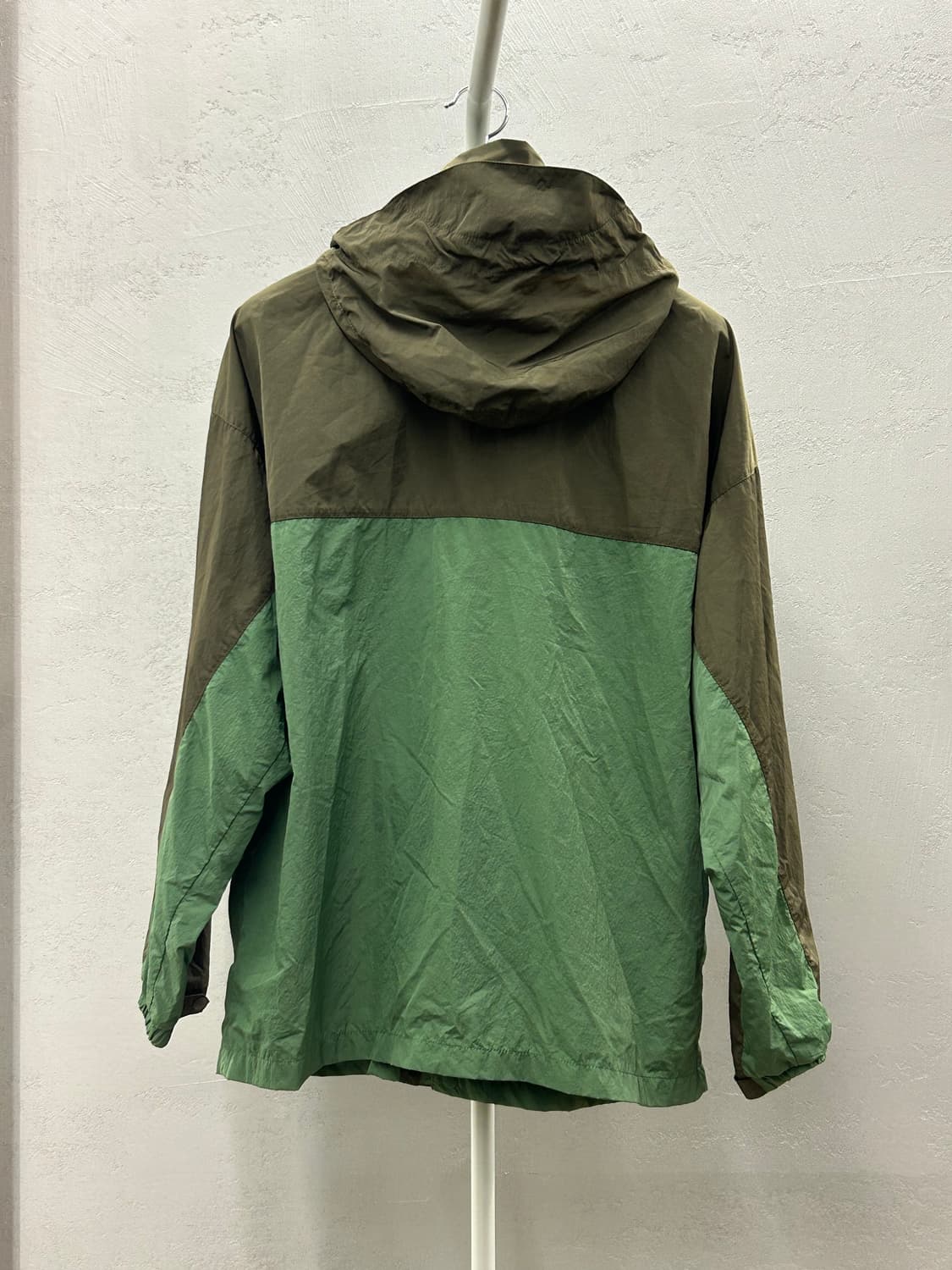 유니클로 협업 JW Anderson Uniqlo 배색 후드 점퍼 상품이미지3