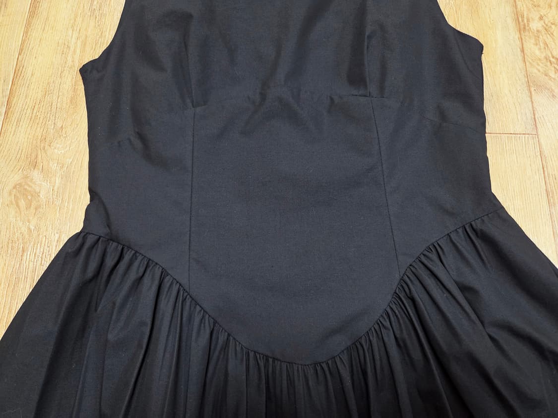 마이스(MAIS) 슬리브리스 벌룬원피스 55 새상품 상품이미지4