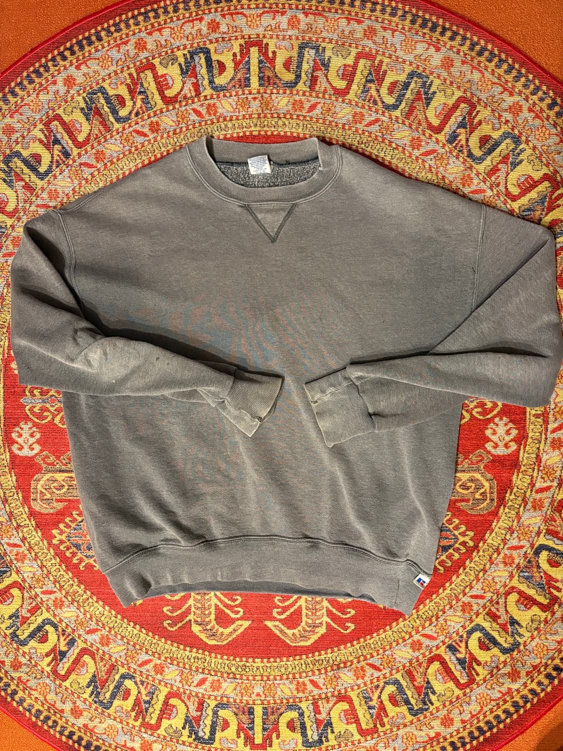 미제 러셀 페이딩 그레이 스웻셔츠 l 상품이미지1