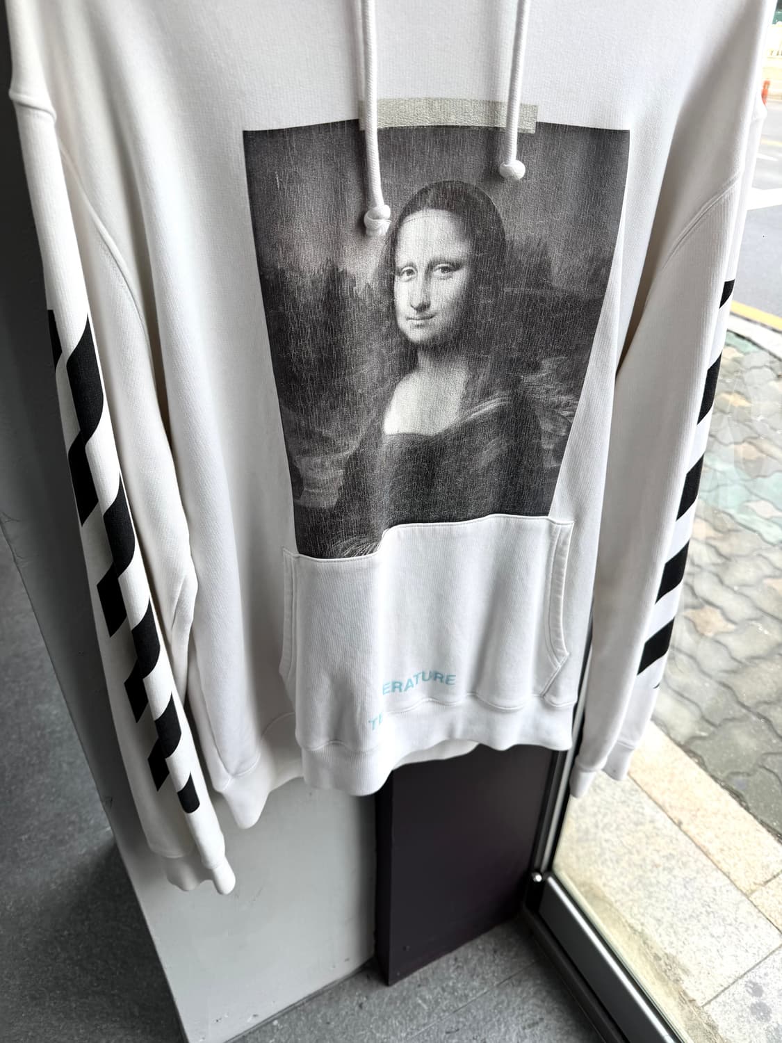 L/ 오프화이트 모나리자 크랙 후드티 상품이미지4