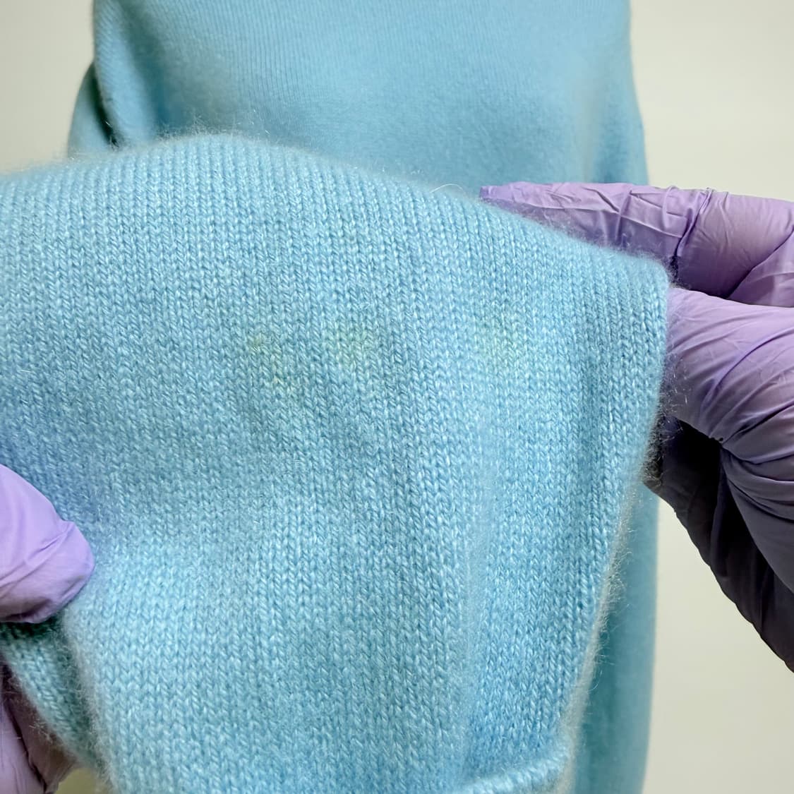 [캐시미어 100%] 스카이블루 라운드 니트 상품이미지5