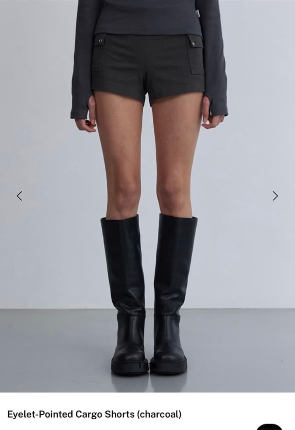 이네기 Eyelet-Pointed Cargo Shorts 차콜 S사이즈 상품이미지1