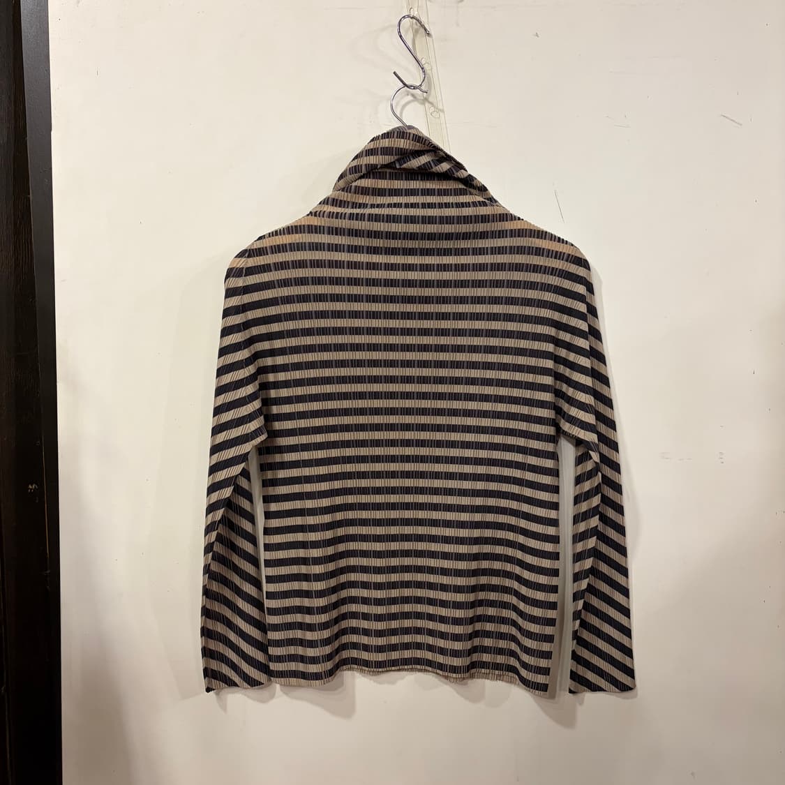 이세이미야케 플리츠플리즈 스트라이프 목폴라 3 상품이미지3