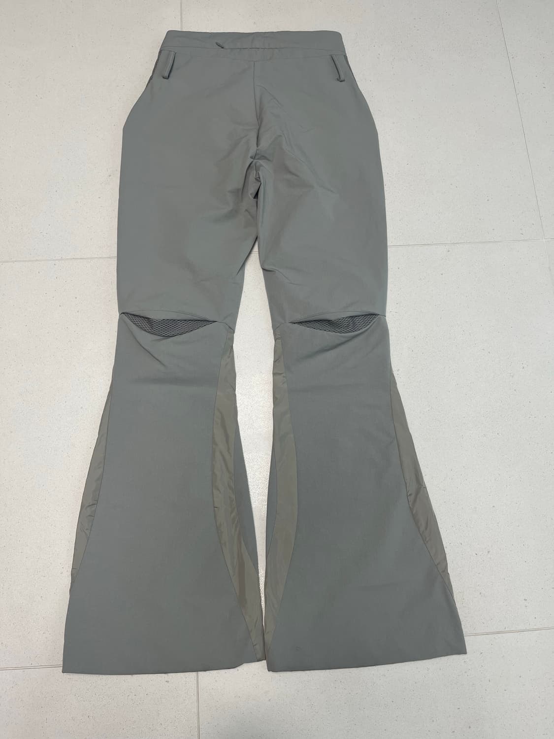 오호스 Unbalanced Waist Bootcut Pants 상품이미지5