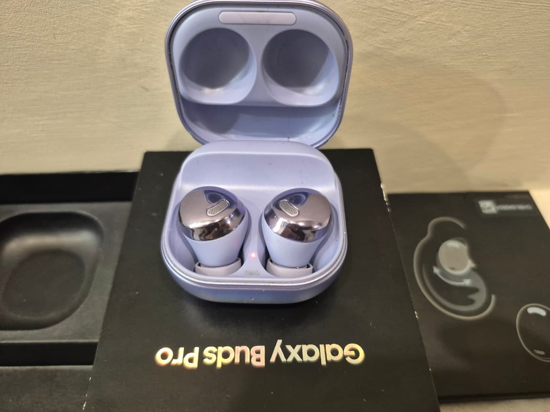 갤럭시 버즈 프로 풀박스 팝니다  상품이미지2