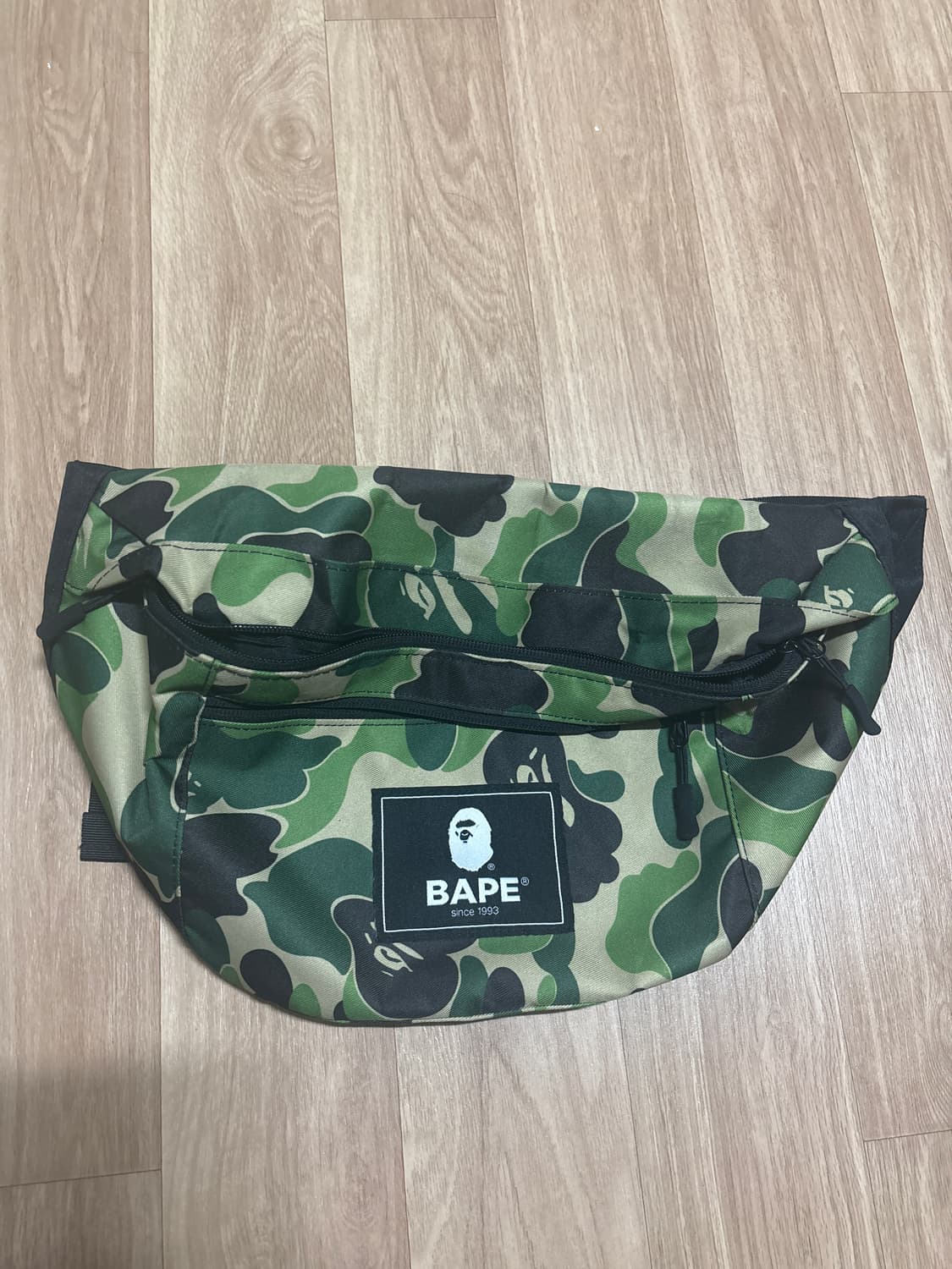 베이프 슬링백 상품이미지1