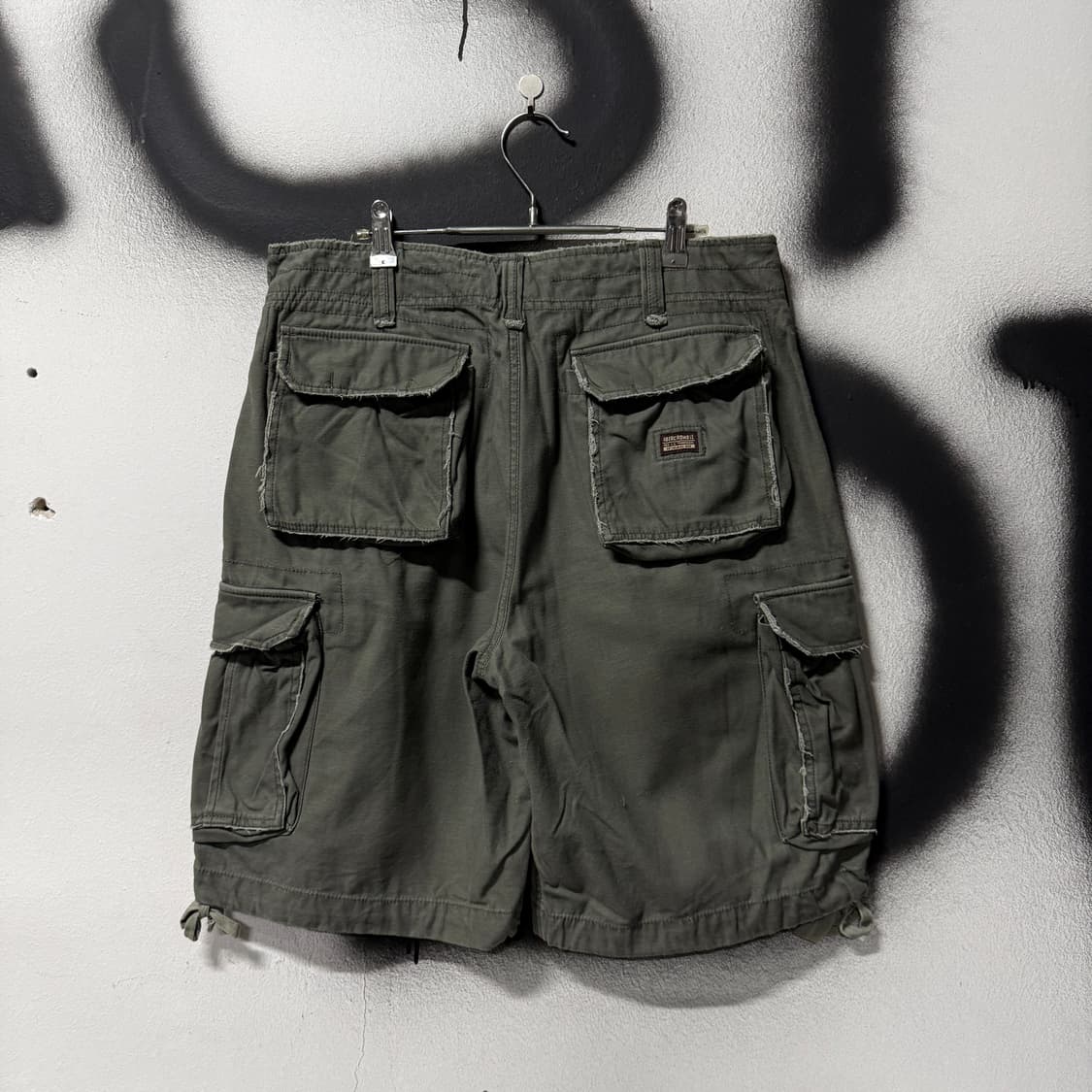 아베크롬비 워시드 데미지 멀티포켓 와이드 카고 쇼츠 팬츠 상품이미지2