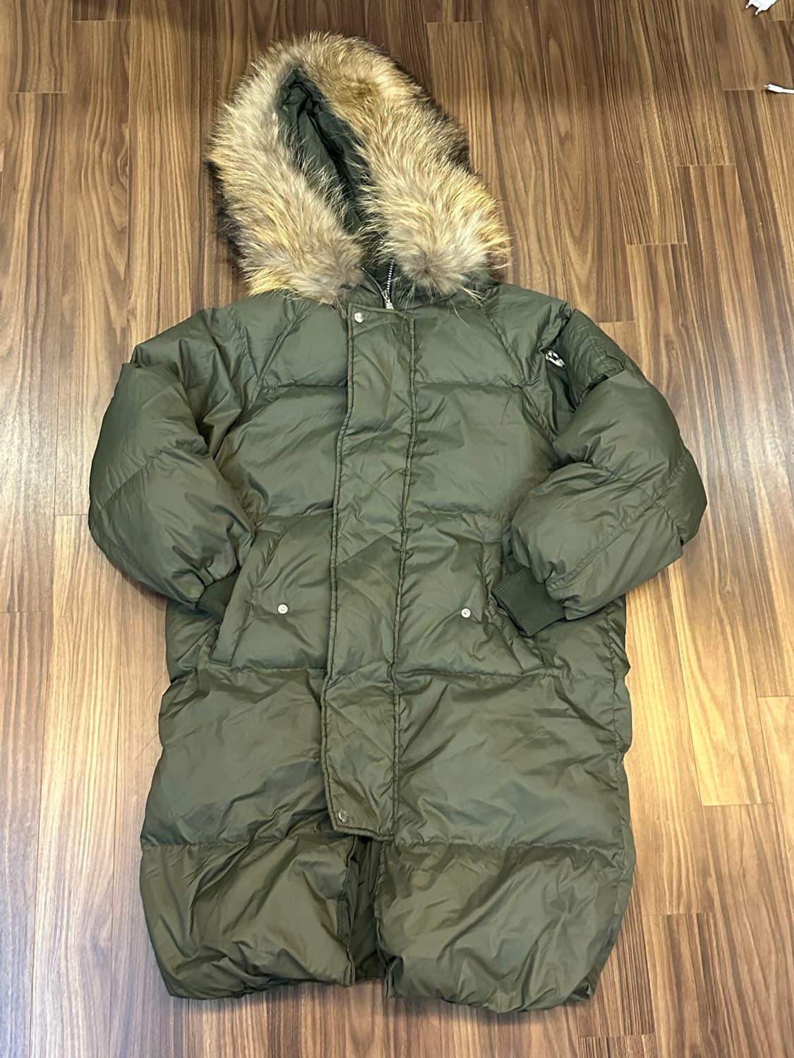 NANING9 카키 털모자 롱패딩 상품이미지5