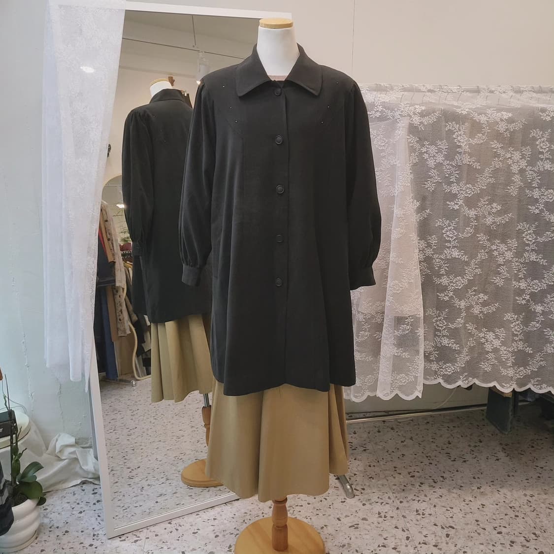 Preta porter 블랙 플레어 트렌치코트 상품이미지8