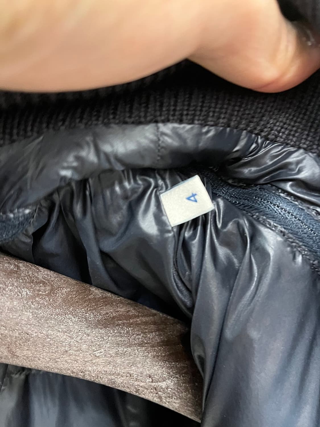 105) 몽클레어 경량 다운사파리  상품이미지8