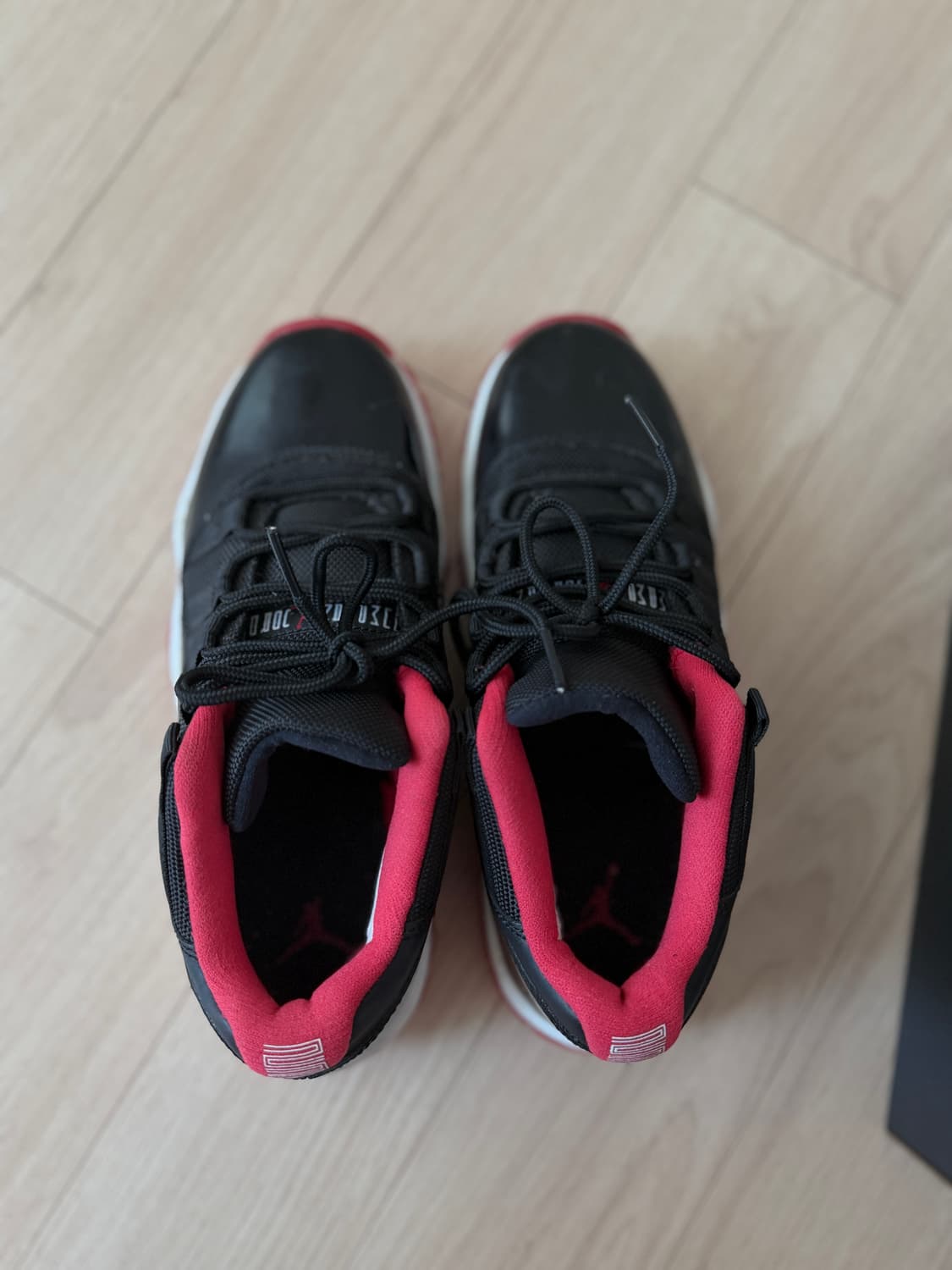 에어조던 11 레트로 브레드 (박스O) 4y 230 상품이미지4