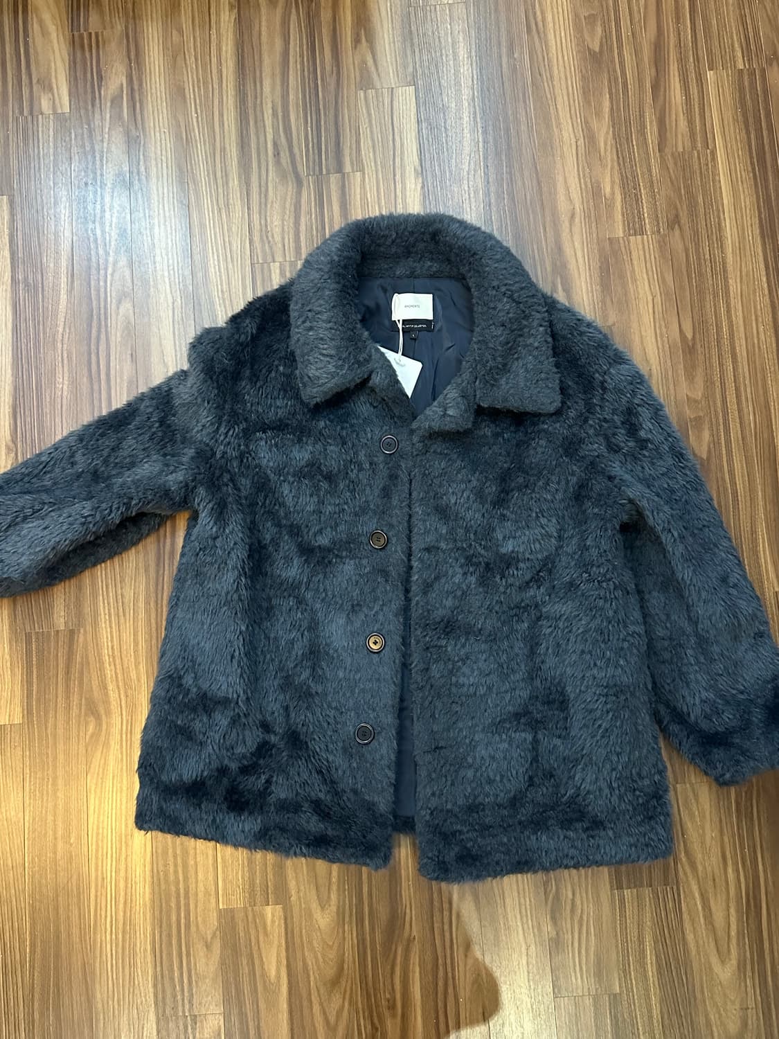 새상품) AMOMENTO 아모멘토 퍼 자켓 L 상품이미지3