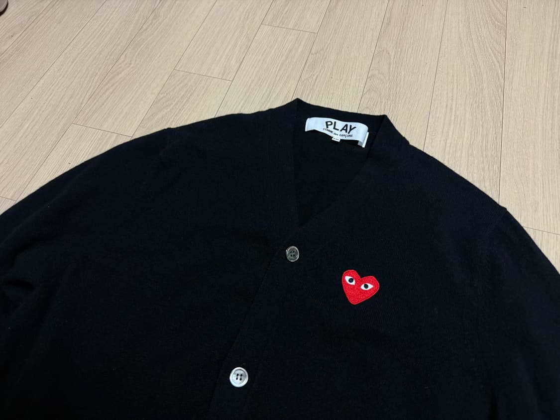 꼼데가르송(Comme des Garçons PLAY) 하트로고 가디건 X 상품이미지1