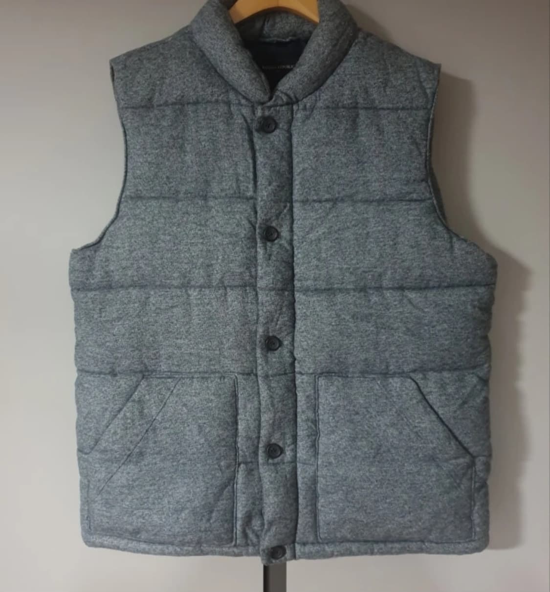 바나나리퍼블릭 남자 패딩조끼. 싸이즈 100 상품이미지1