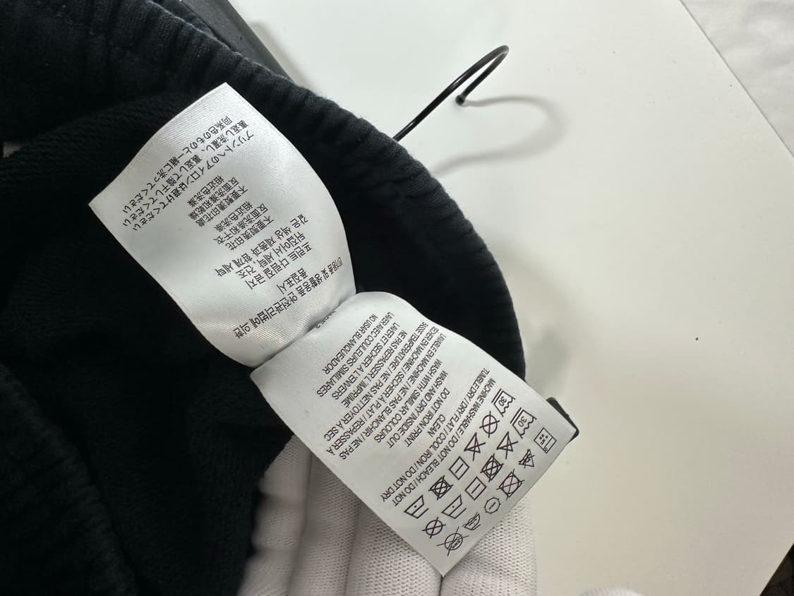 버버리 레터링로고 트레이닝 숏팬츠 블랙 (M) 상품이미지6