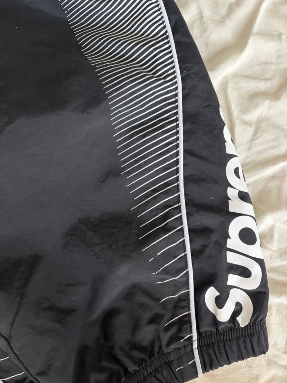 슈프림 x 엄브로 트랙팬츠 블랙 22ss 상품이미지8