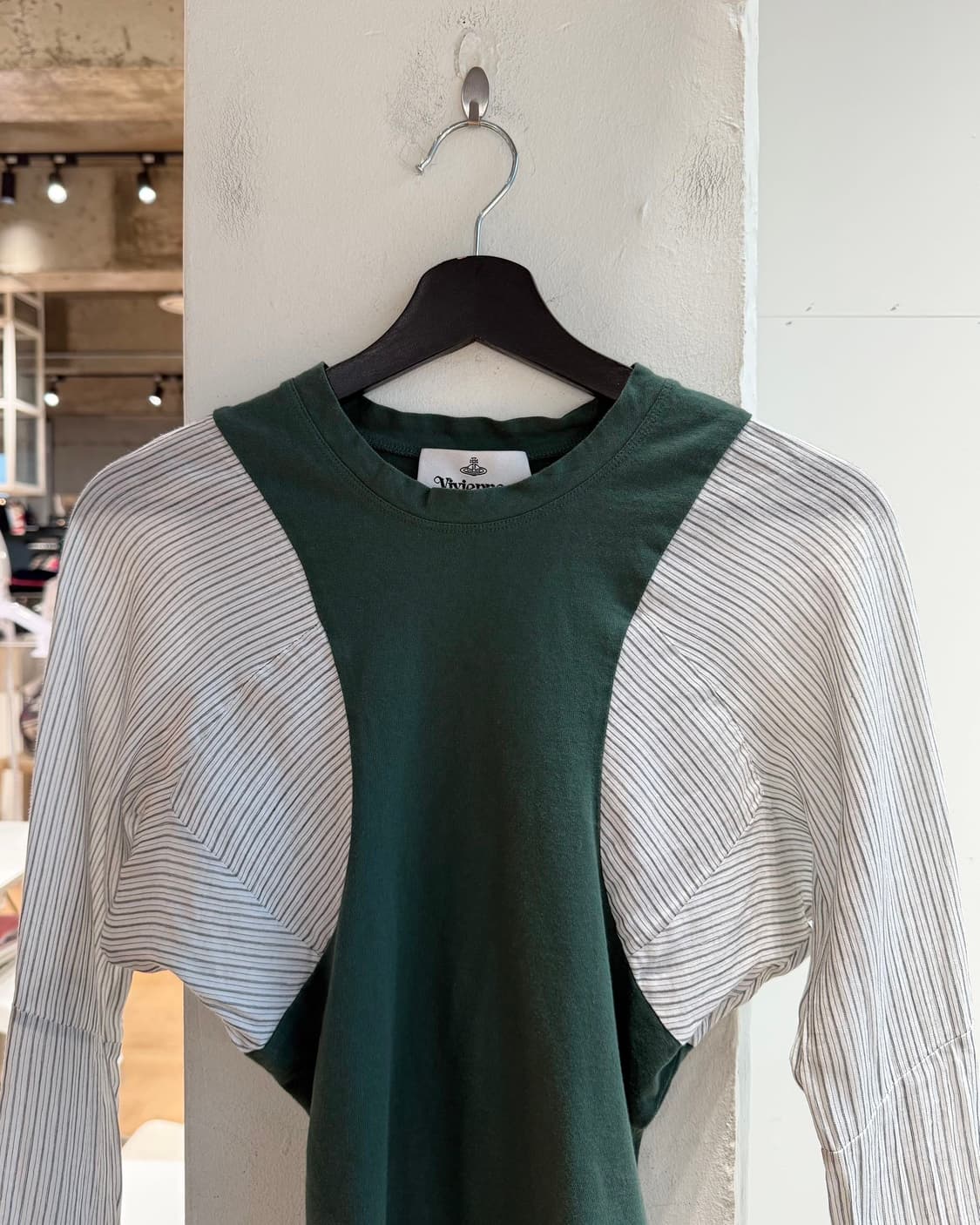 비비안 웨스트우드 그린 스트라이프 롱슬리브  상품이미지3