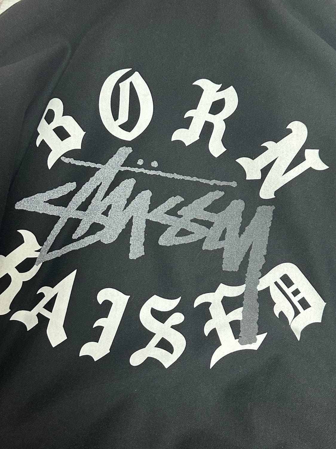 스투시 본앤레이즈드 후드집업 m 상품이미지3