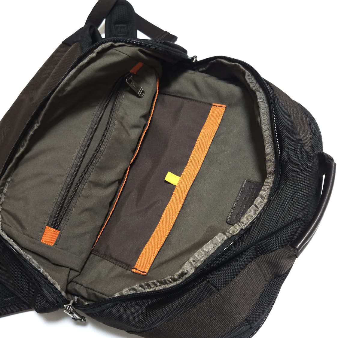 투미 TUMI 베르토나 백팩 가방 상품이미지5
