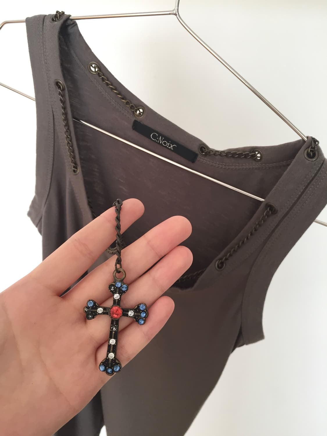 00s Cross necklace layered Sleeveless 상품이미지3