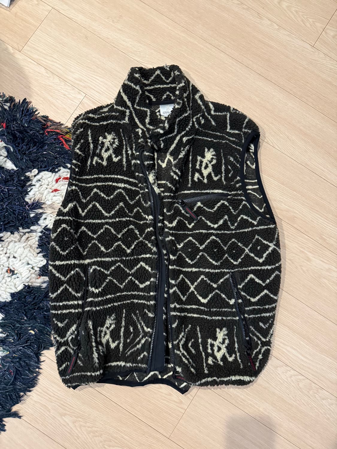 [M] 디스이즈네버댓 x 그라미치 플리스 베스트 브라운 상품이미지1