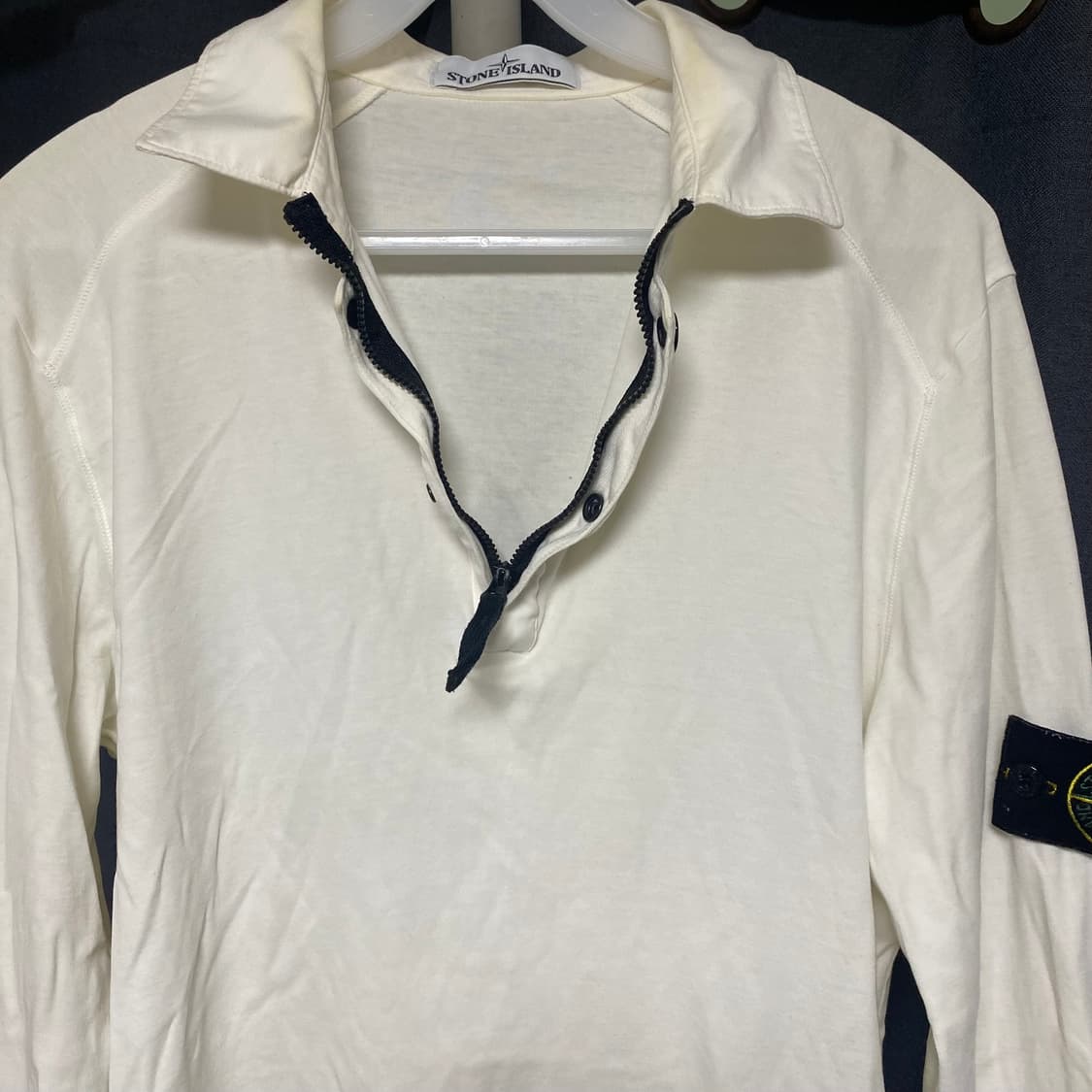 스톤아일랜드 카라 롱슬리브 M 상품이미지3