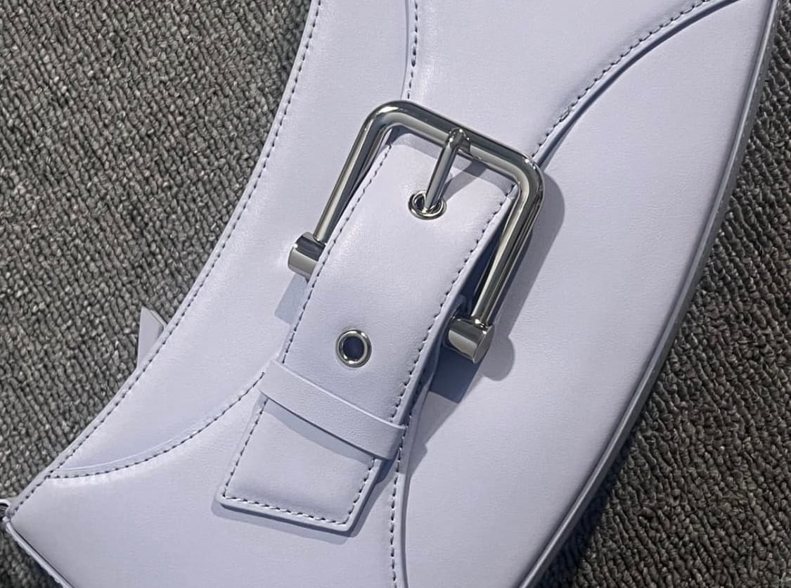 오소이 osoi BELTED BROCLE_SMALL_PALE BLUE 상품이미지3