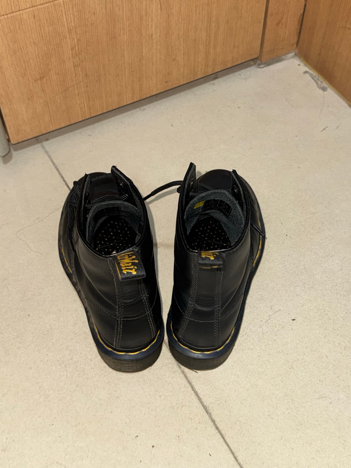 닥터마틴 1460 8홀 나파 무광 블랙 부츠 230 상품이미지4