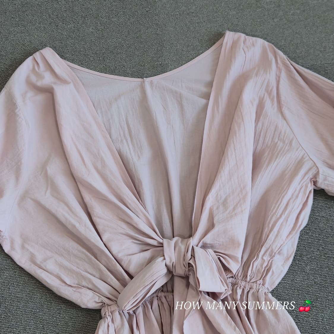 ​면 100% 연핑크 브이넥 리본 벨소매 블라우스 상품이미지3