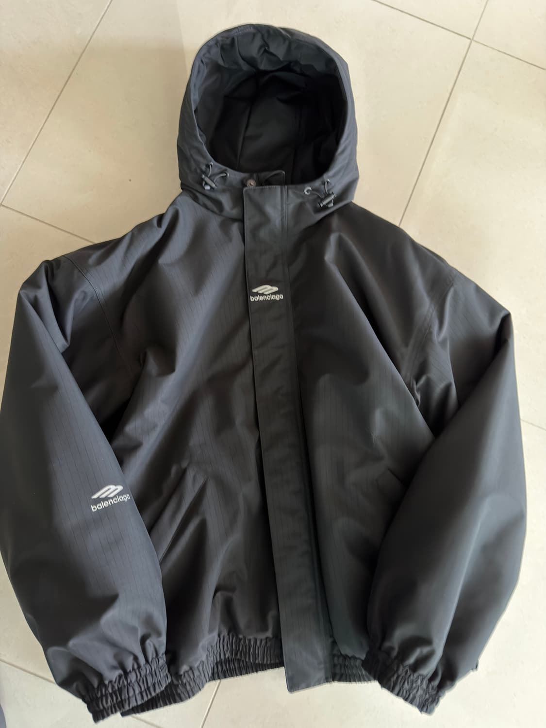 정품 발렌시아가 스키웨어 스키파카 블랙 44size 상품이미지1