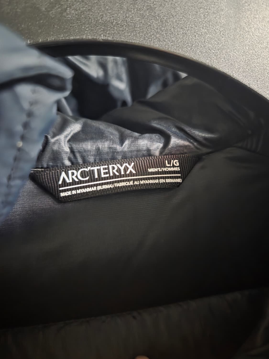 아크테릭스 토륨 ar 블랙 사파이어 팝니다 상품이미지2