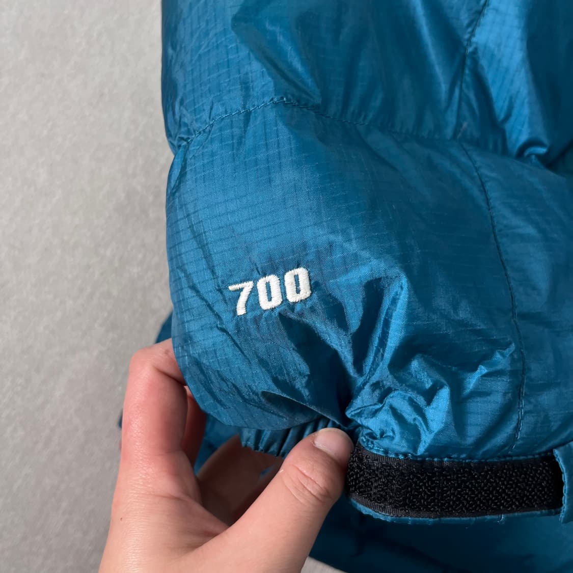 105 노스페이스 서밋시리즈 윈드스토퍼 700 드롭 블루 패딩 상품이미지5