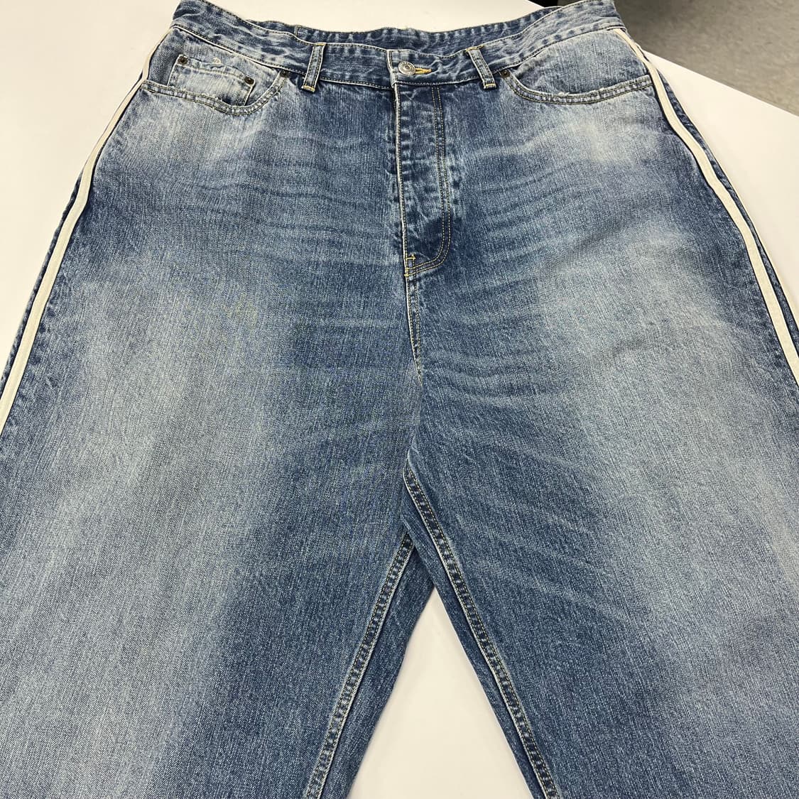 [M] 발렌시아가 x 아디다스 데님 팬츠 청바지 상품이미지4