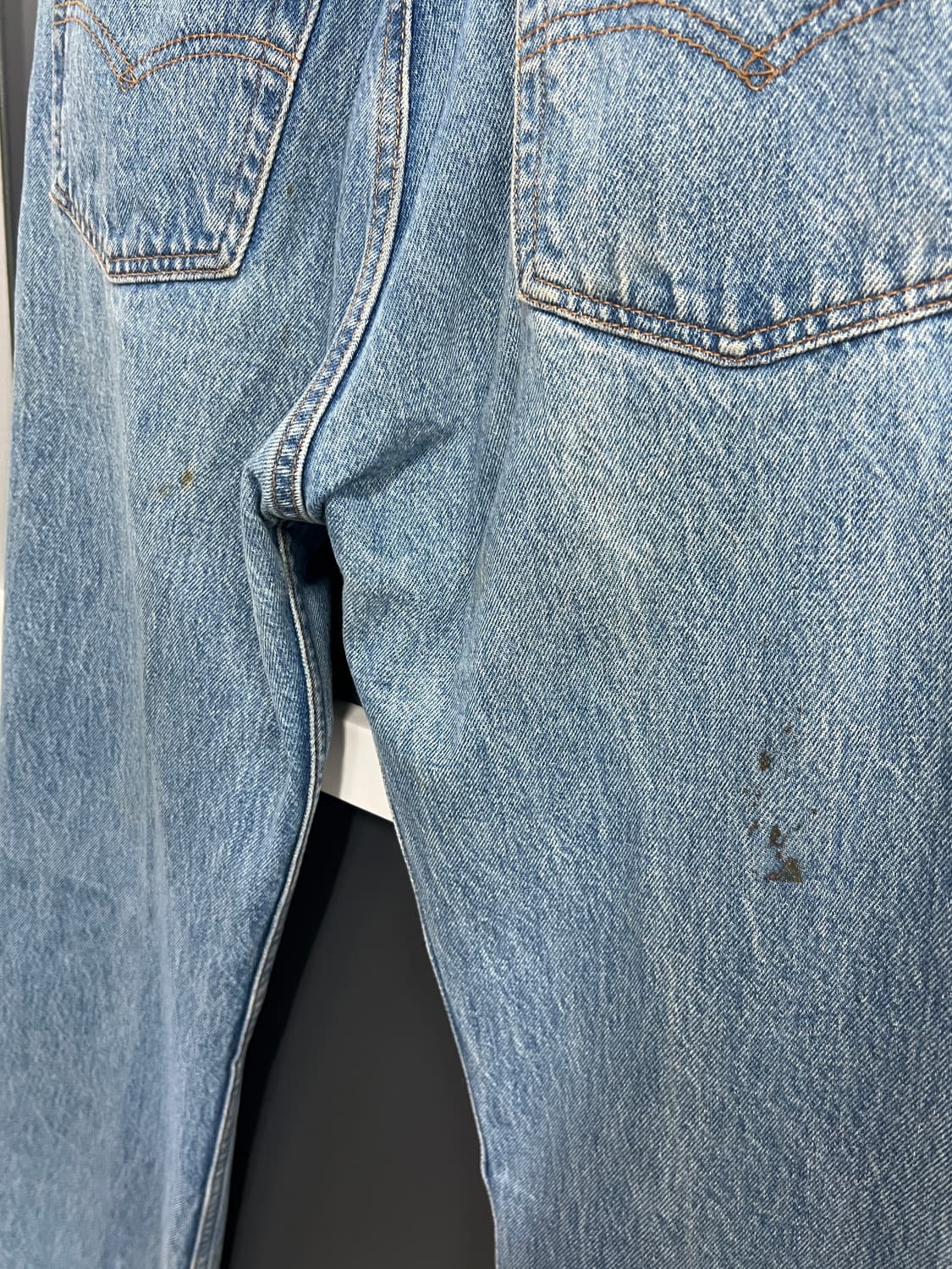 90s USA Levis 리바이스 501 스트레이트 연청 데님 팬츠 상품이미지4