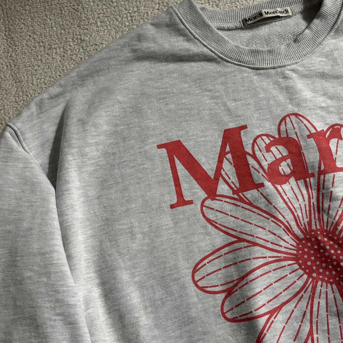 마르디 메르크디 빅로고 맨투맨 상품이미지2