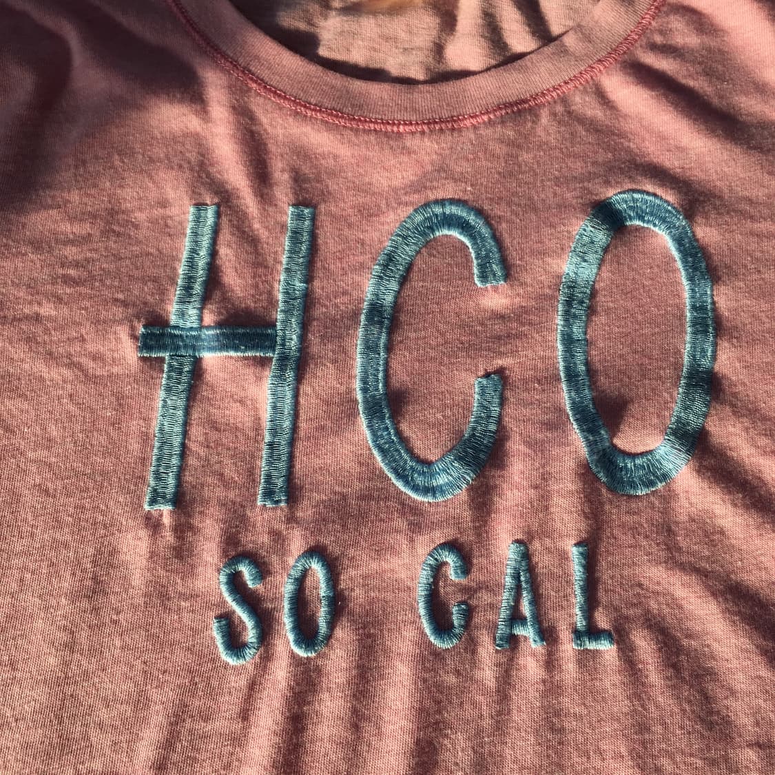 투티/0222 홀리스터 y2k 반팔 연핑크 러블리 자수 로고 상품이미지6