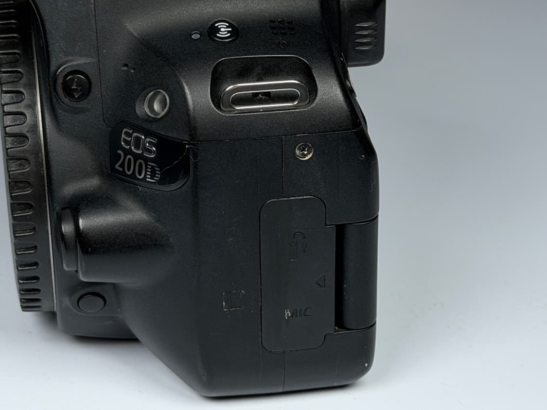 캐논 EOS 200D DSLR 카메라 바디 상품이미지2