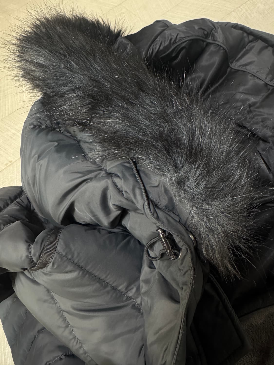 타미힐피거 우먼즈 패딩(털 탈부착 가능) 상품이미지3