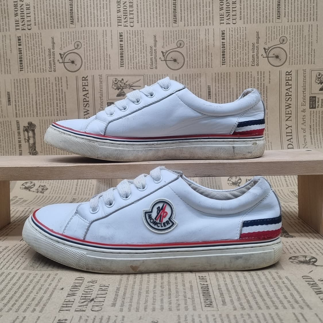 몽클레어 레더 화이트 스니커즈225 상품이미지1