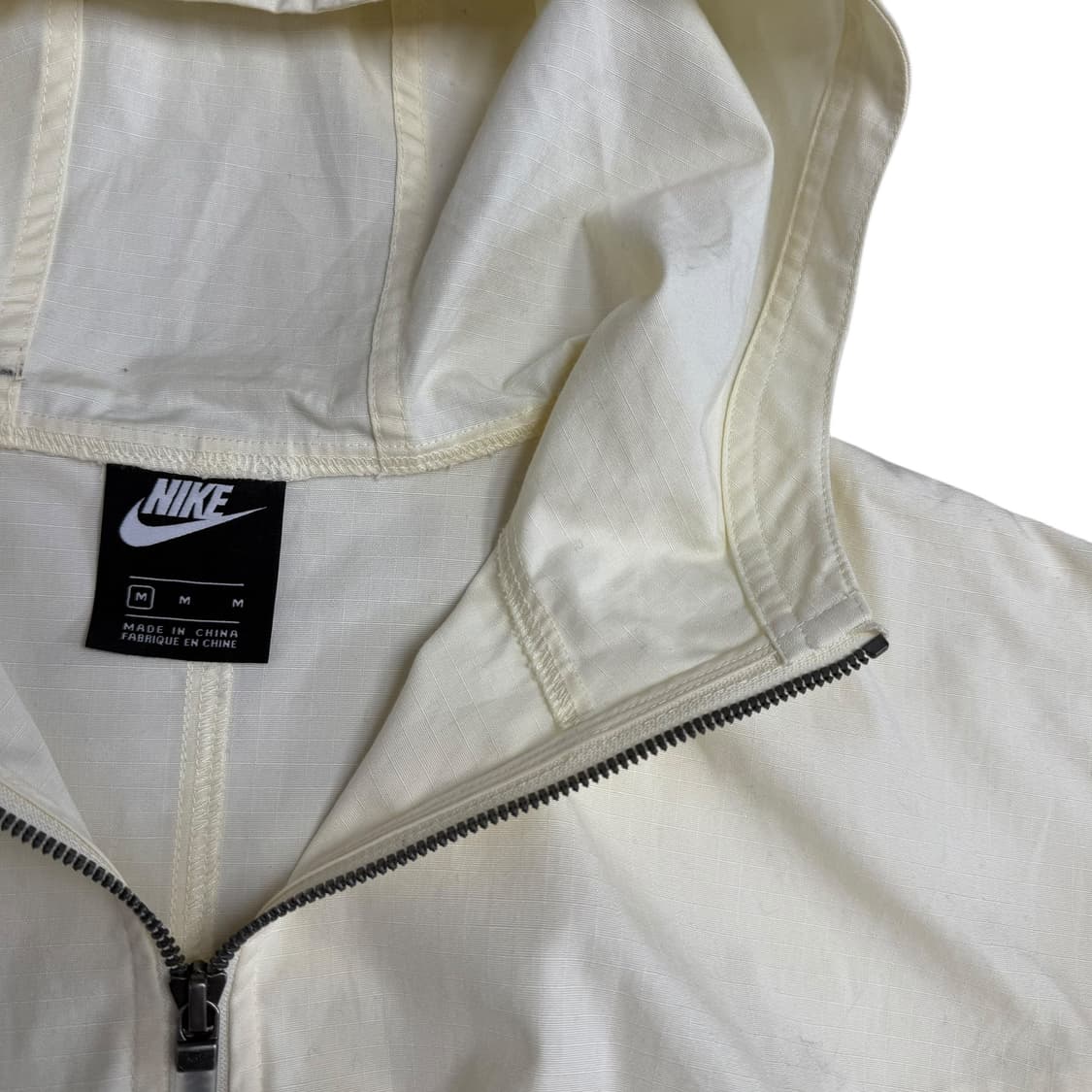 나이키 바람막이 상품이미지2