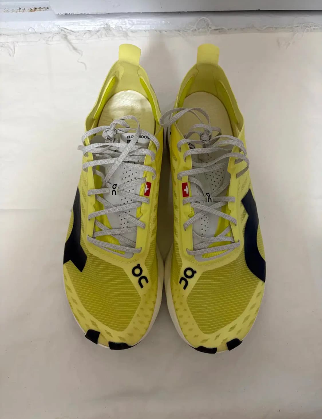 온 러닝 클라우드붐 스트라이크 260 상품이미지2