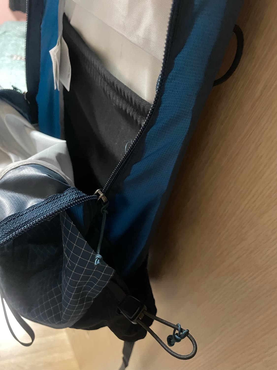 아크테릭스 에어리어스 18 백팩 나이트스케이프 상품이미지7