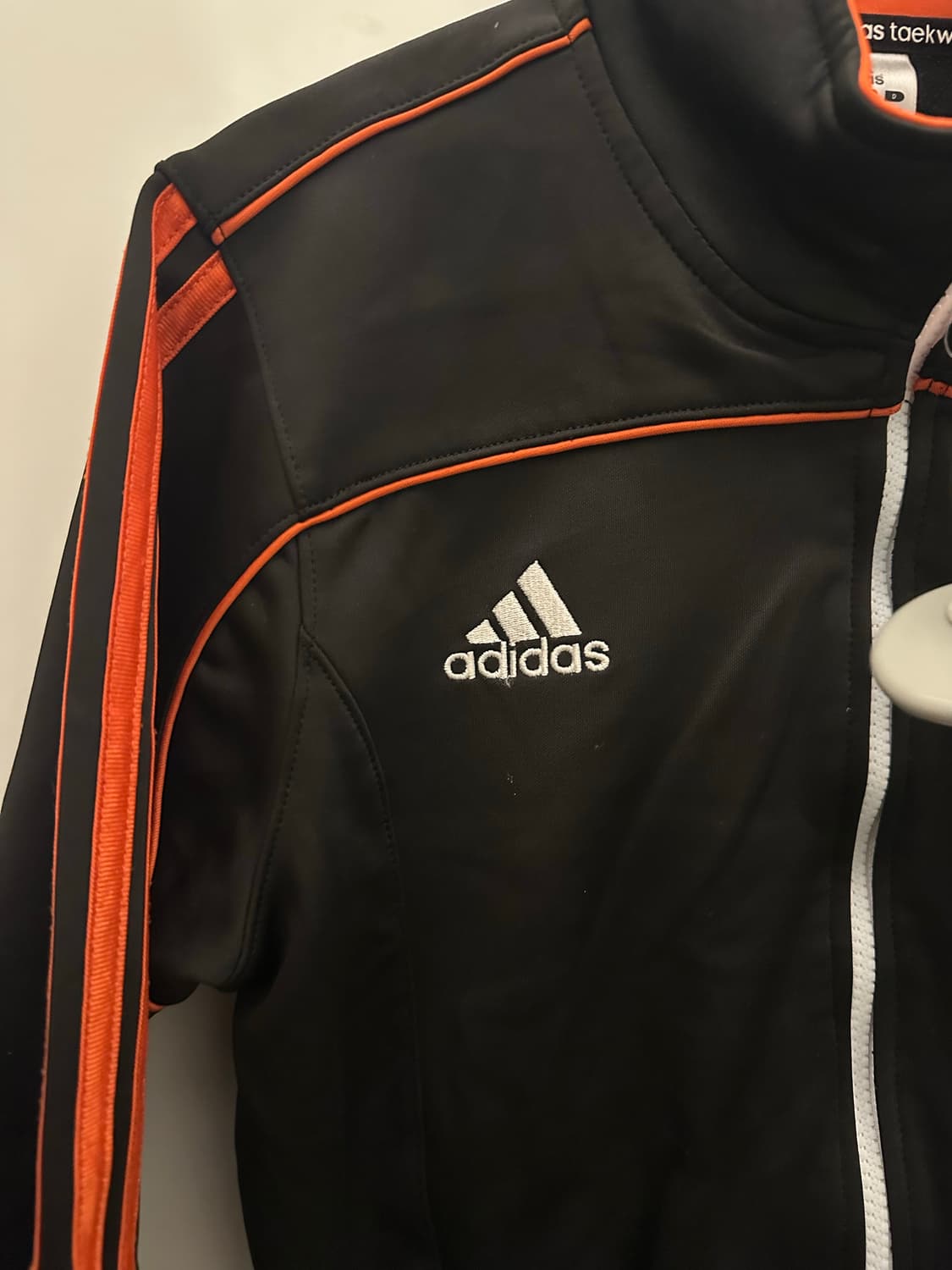 ADIDAS 아디다스 리메이크 2-WAY 크롭져지 상품이미지2