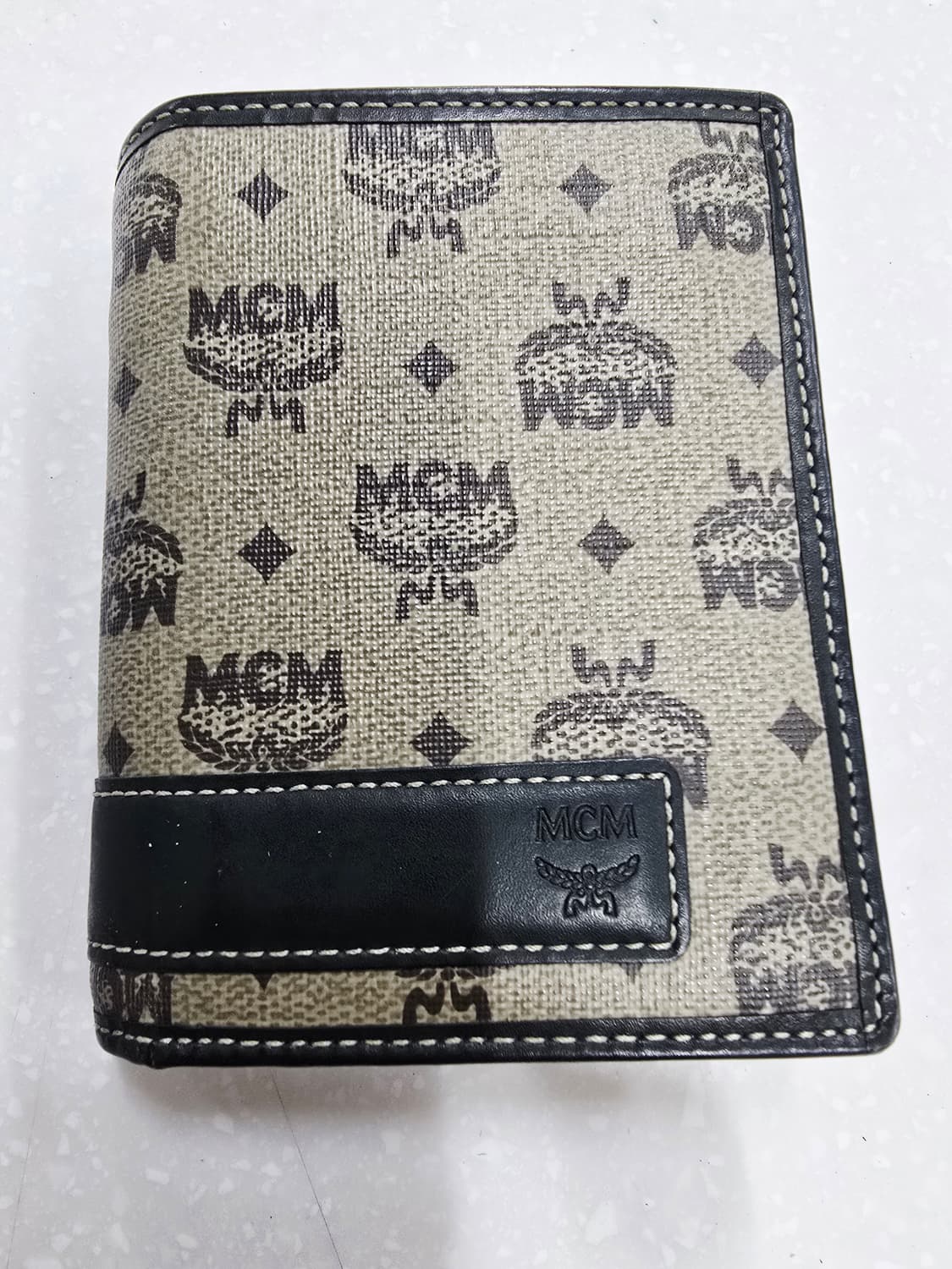 MCM 반지갑 남성용 브라운 모노그램 상품이미지1