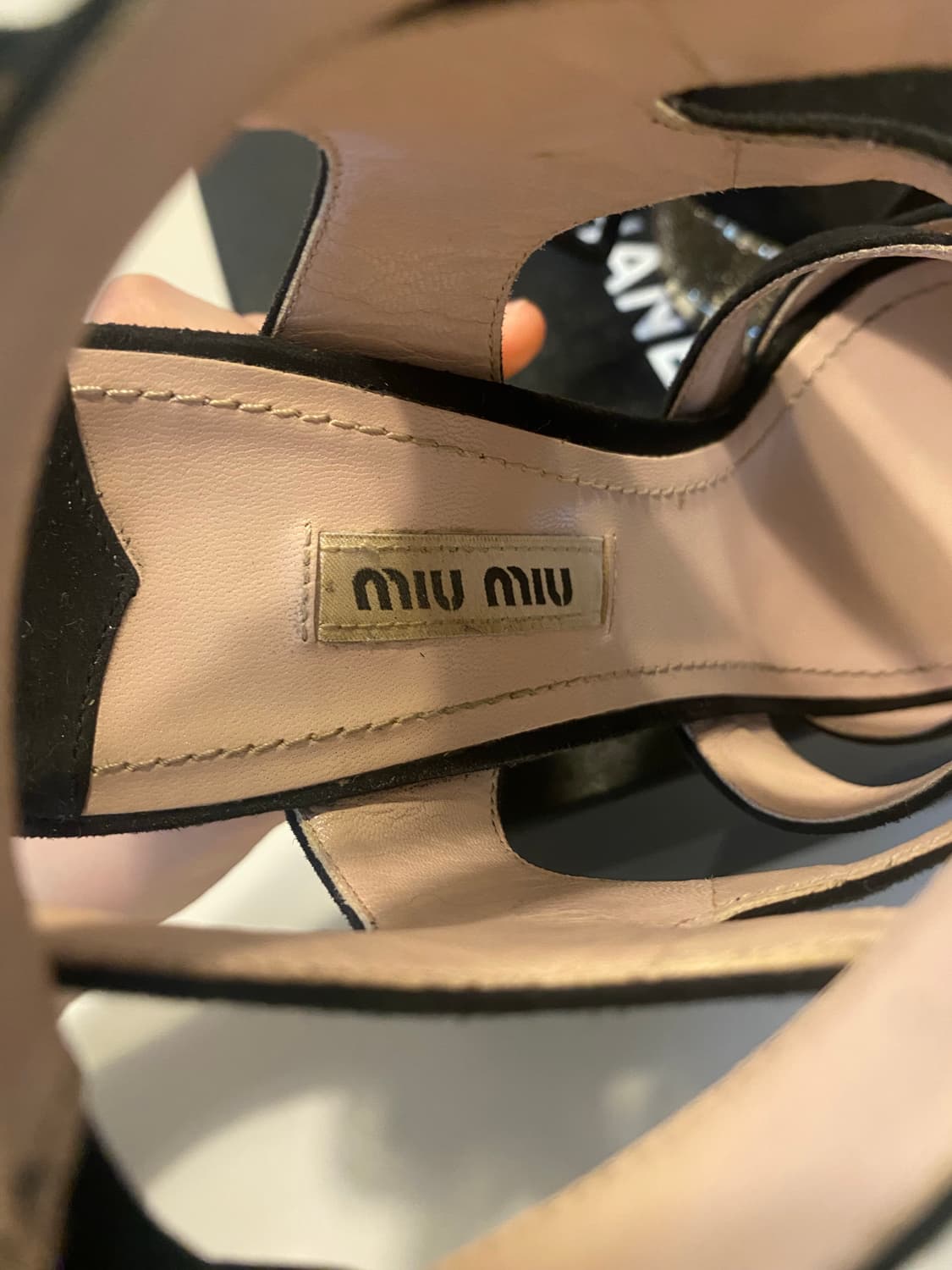 Miu Miu 글리터 힐 상품이미지4