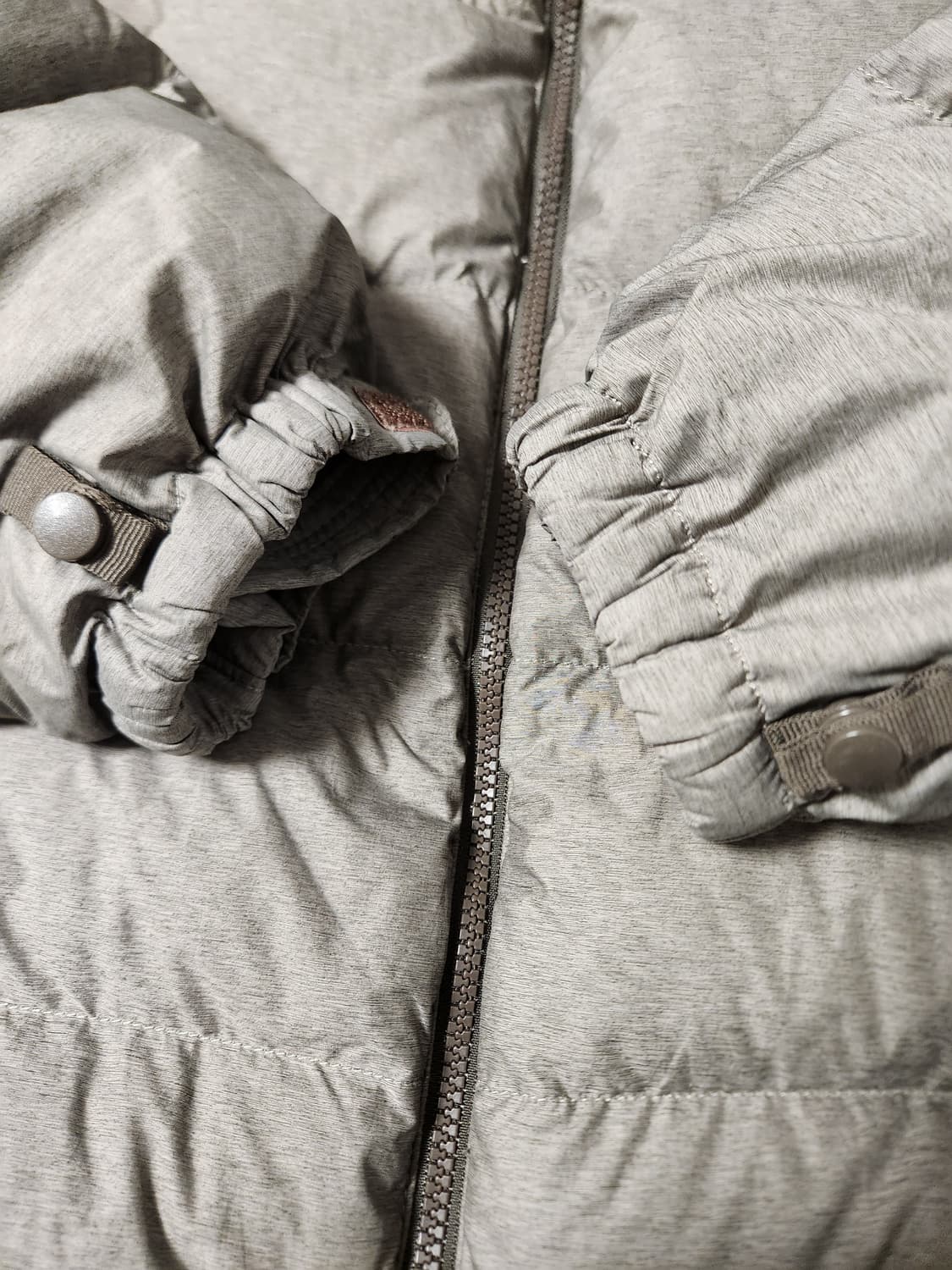 노스페이스 남성 눕시 2 구스다운 패딩 자켓 사이즈100 L

얼핏 보면 상품이미지8